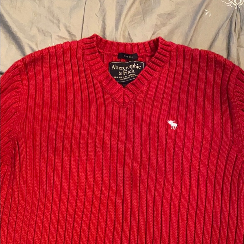 Abercrombie and Fitch red sweater size XL
